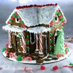 christmas gingerbread farmhouse from thatsmyhome.com